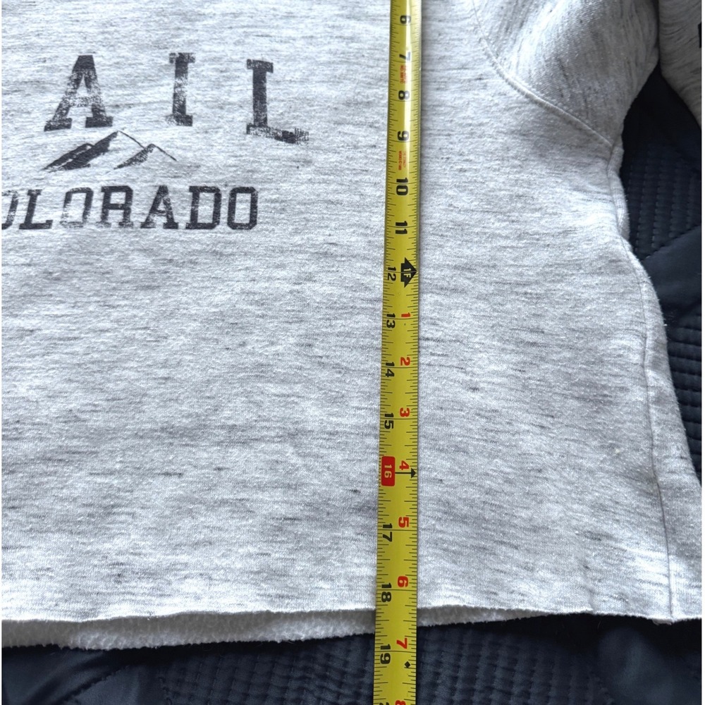 Vail Colorado Cropped Sweatshirt Womens XL‎ Gray Heather Raw Hem Pullover - Picture 3 of 6